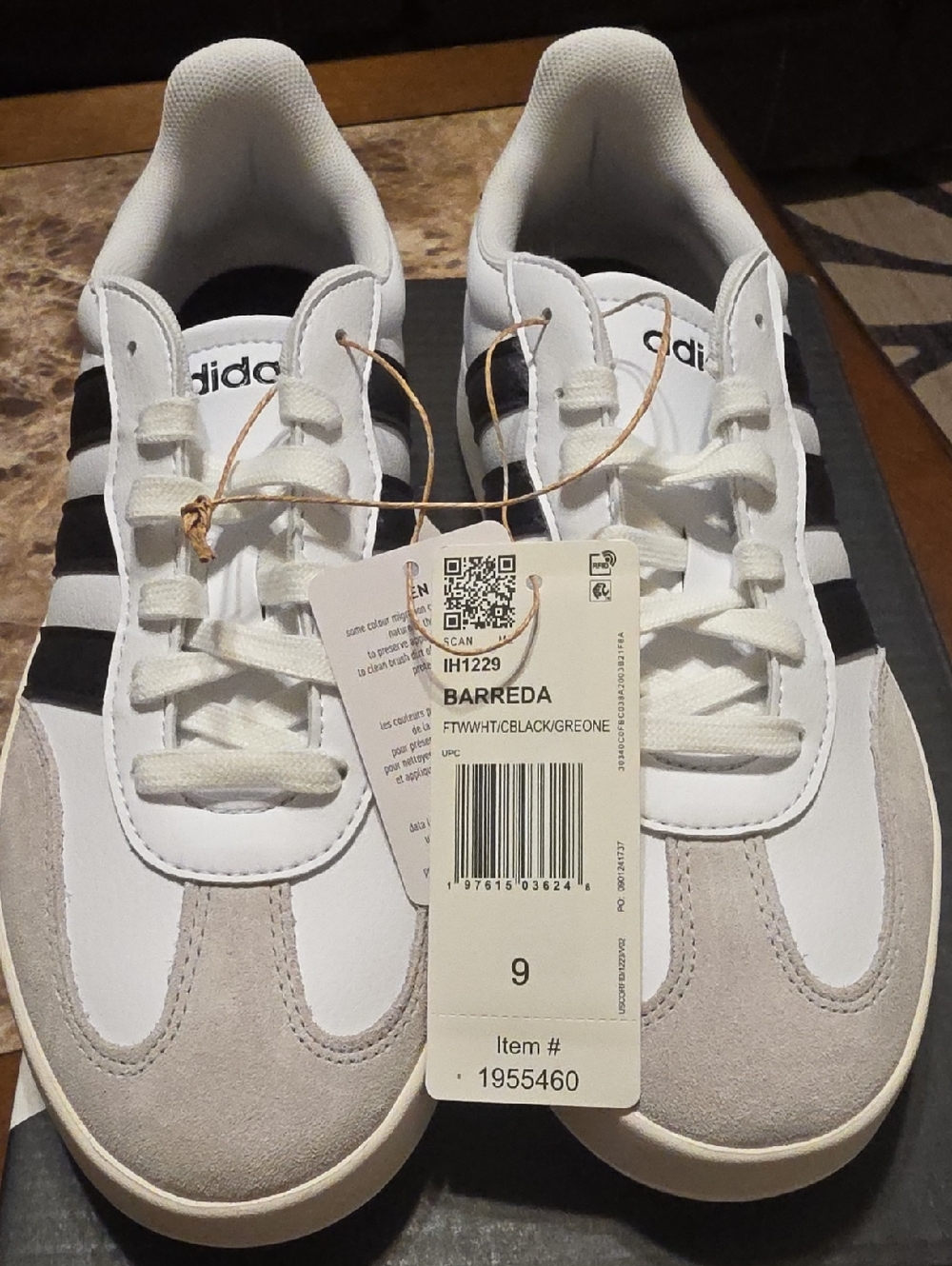 Adidas White Black Low-Top Barreda Women's Sneakers